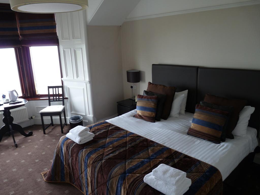 The Spinnaker Hotel Gourock Szoba fotó